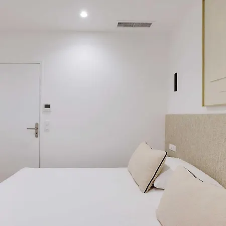 Modern Apprt 1br 4p - 2nd Apartment *